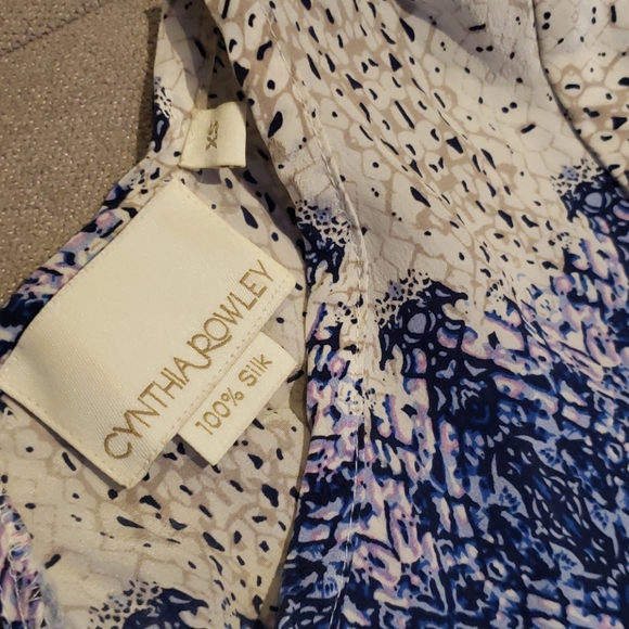 Cynthia Rowley top 100% Silk - Picture 2 of 5